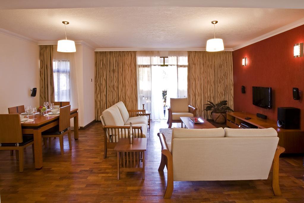 Gemsuites Serviced Apartments State House ナイロビ エクステリア 写真
