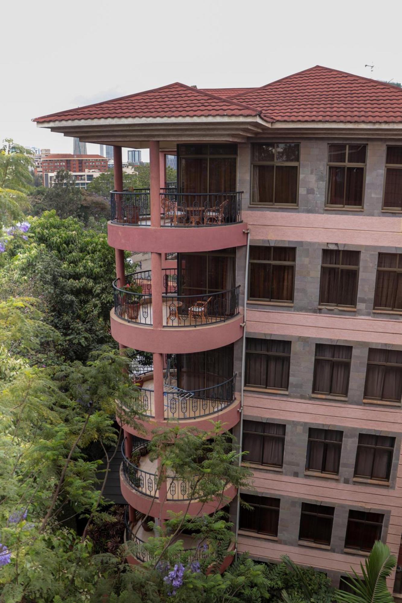 Gemsuites Serviced Apartments State House ナイロビ エクステリア 写真