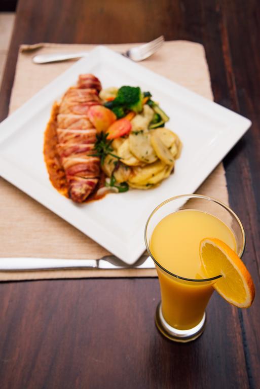 Gemsuites Serviced Apartments State House ナイロビ エクステリア 写真