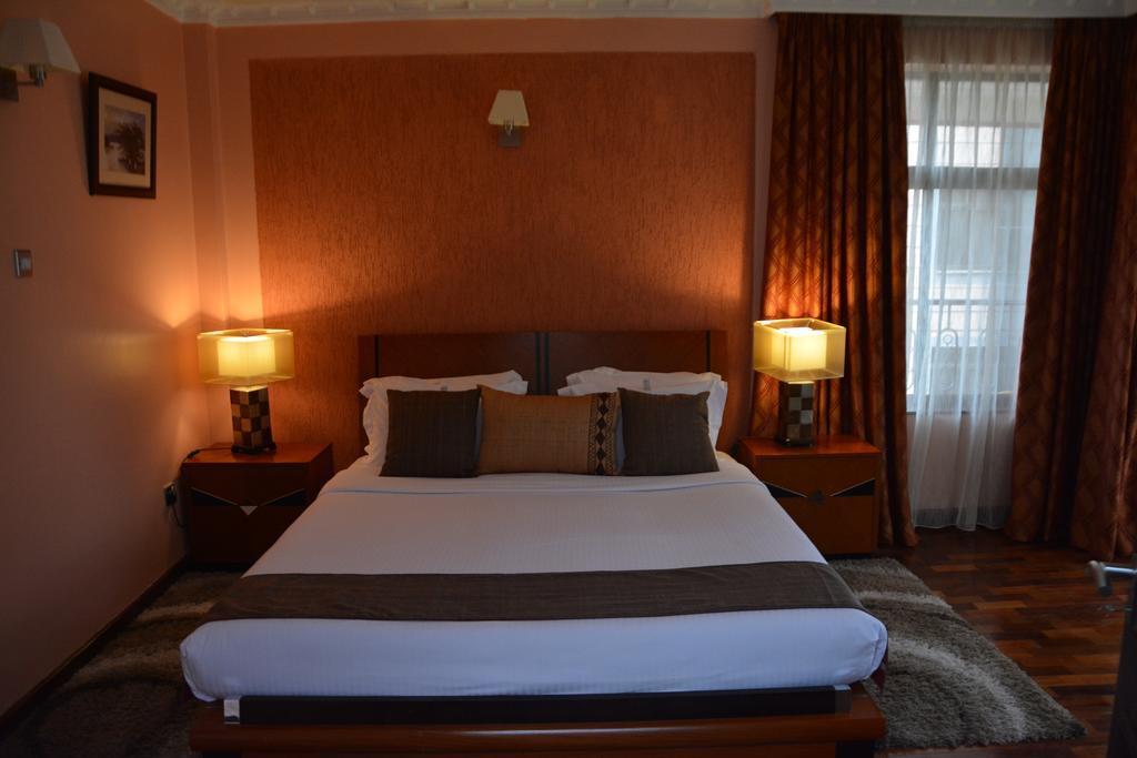 Gemsuites Serviced Apartments State House ナイロビ エクステリア 写真