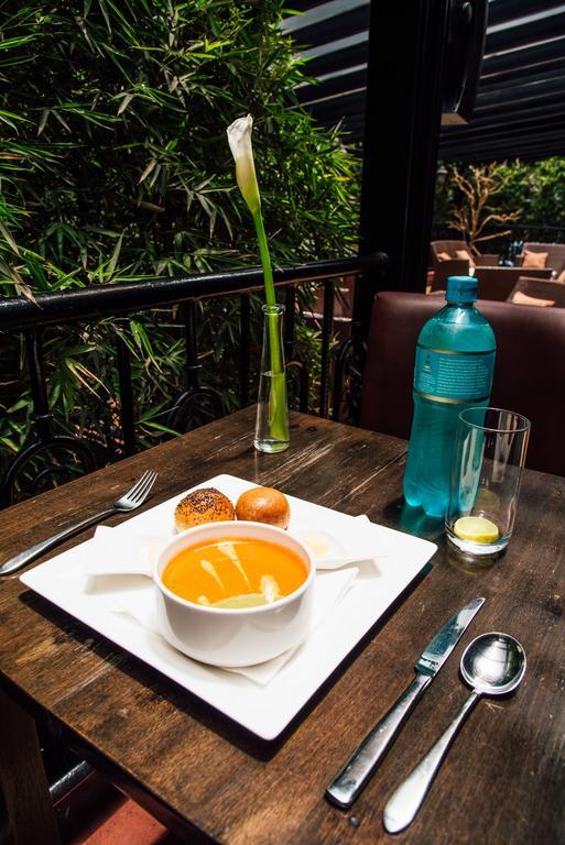 Gemsuites Serviced Apartments State House ナイロビ エクステリア 写真