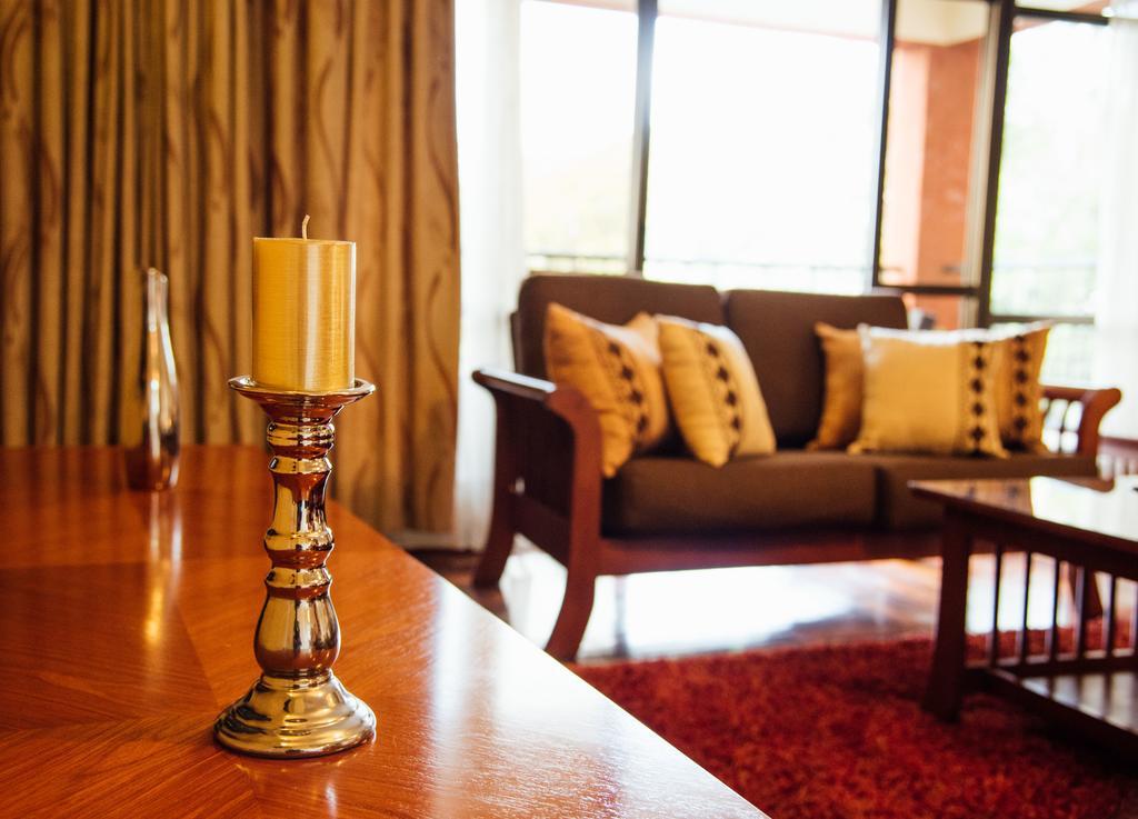 Gemsuites Serviced Apartments State House ナイロビ エクステリア 写真